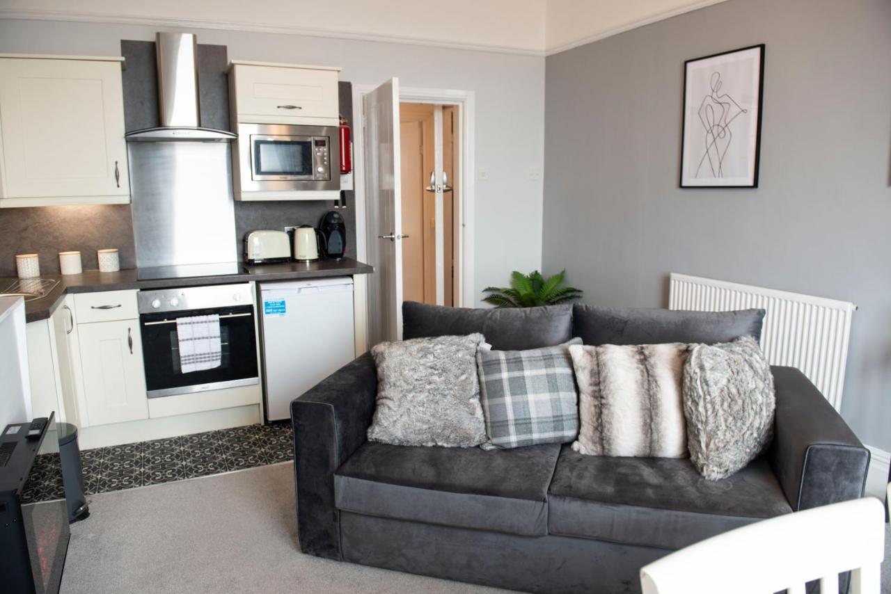 Charles Alexander Short Stay - Highcliffe Apartments Cleveleys Luaran gambar