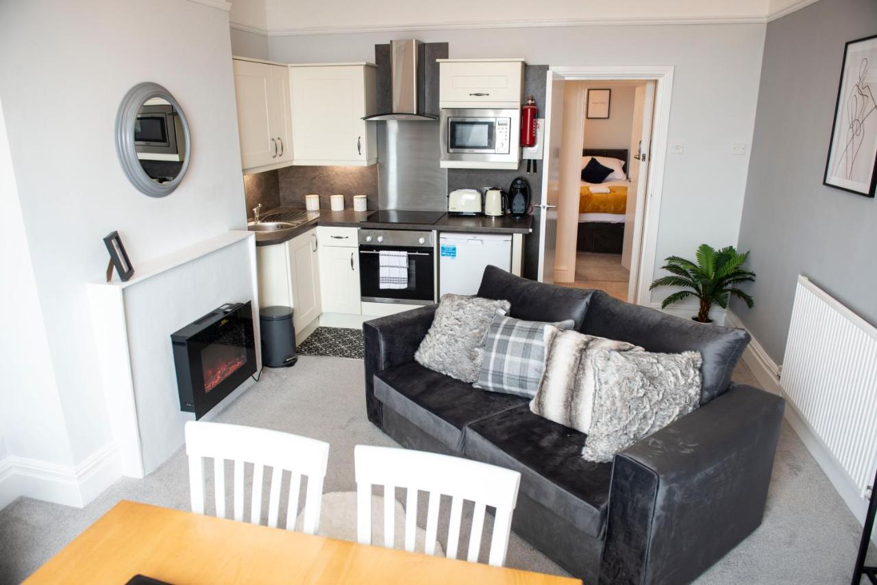 Charles Alexander Short Stay - Highcliffe Apartments Cleveleys Luaran gambar