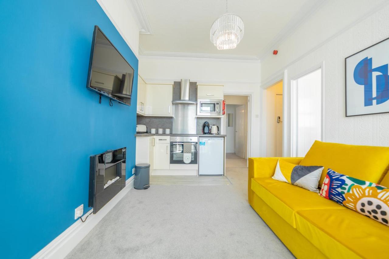 Charles Alexander Short Stay - Highcliffe Apartments Cleveleys Luaran gambar